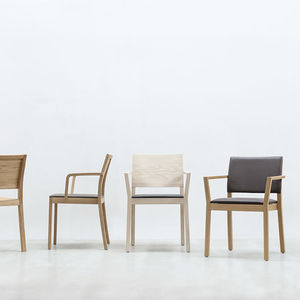 chaise visiteur contemporaine