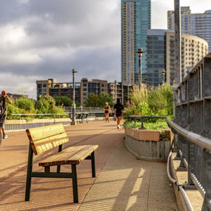 banc public contemporain 1
