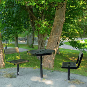chaise contemporaine 1