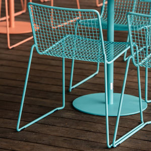 chaise contemporaine 1