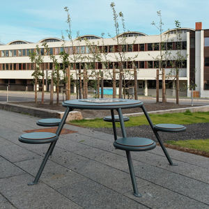table de pique-nique contemporaine