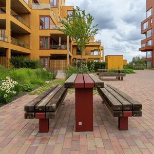 table de pique-nique contemporaine 1