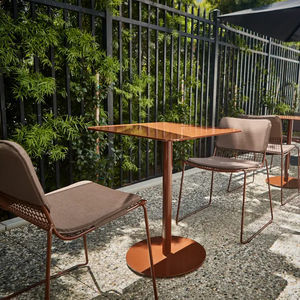 table contemporaine 1
