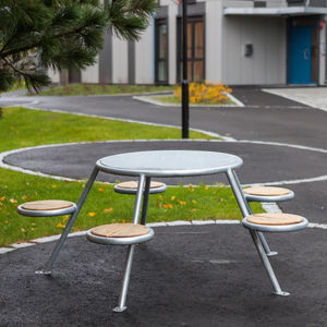 table de pique-nique contemporaine 1