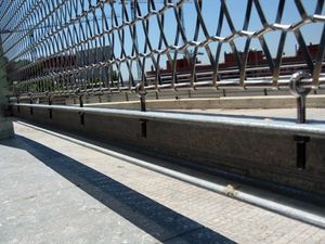 système de fixation en métal