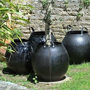 pot de jardin en caoutchouc recyclé