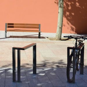 range-vélo en acier