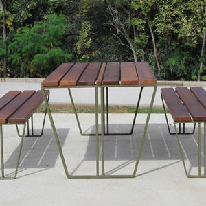 table contemporaine 1