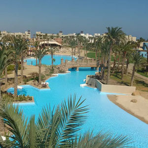 piscine d'extérieur