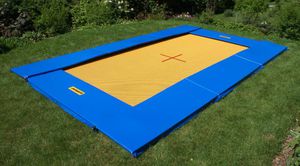 trampoline pour aire de jeux