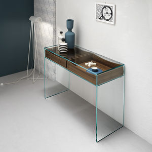 console contemporaine