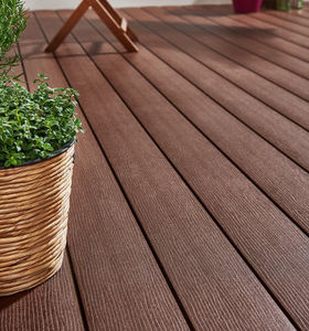 lames de terrasse en bois composite