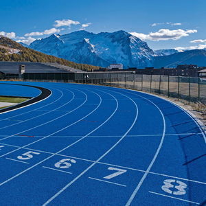 terrain multisports pour collectivité