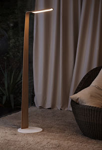 lampe sur pied