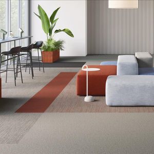 moquette en dalles 1