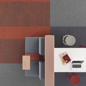 moquette en dalles 1