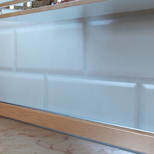 profilé de finition aluminium / en PVC / pour angle intérieur / pour meuble