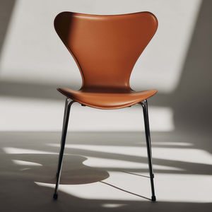 chaise design scandinave 1