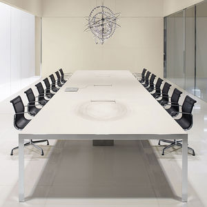 table de réunion contemporaine