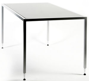 table de travail contemporaine / en bois / rectangulaire / carrée
