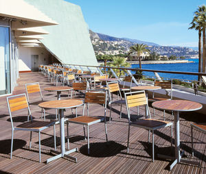 table contemporaine / en teck / pour restaurant
