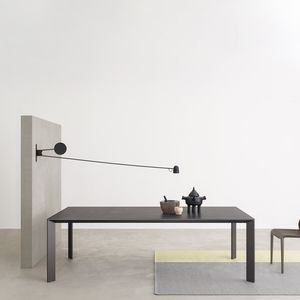 table contemporaine