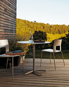 table contemporaine