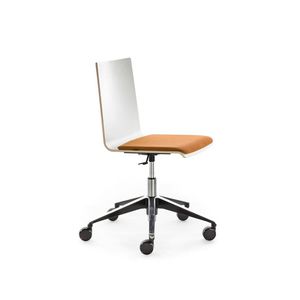 chaise contemporaine