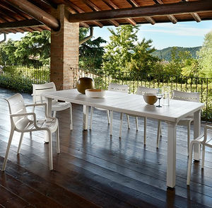table contemporaine 1