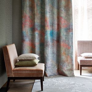 tissu d'ameublement / pour rideaux / à motif / en polyester