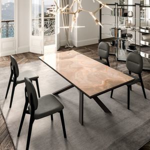 table contemporaine
