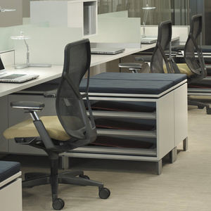 fauteuil de bureau contemporain / en résille / à roulettes / piètement étoile