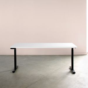 table de travail contemporaine