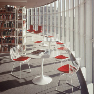 chaise contemporaine