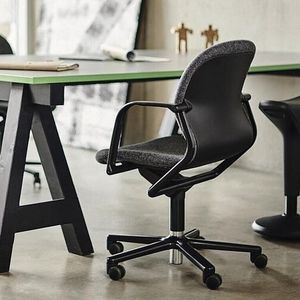 chaise de travail en tissu