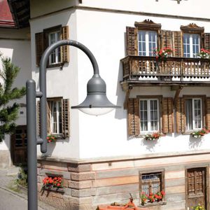 lampadaire urbain / contemporain / en aluminium / en acier galvanisé