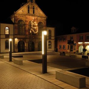 colonne lumineuse contemporaine