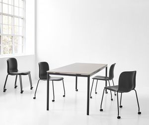 chaise contemporaine