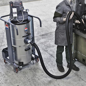 aspirateur industriel