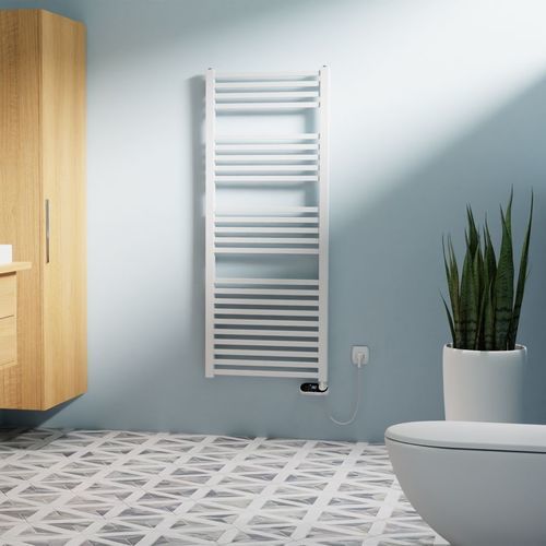 Sèche-serviettes à eau chaude - Quadrat - ISAN Radiatory s.r.o. - électrique / 501 w...750 w / 751 w...1000 w