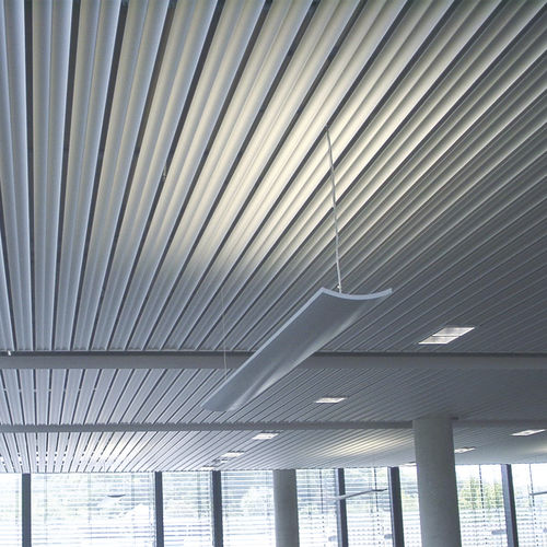 Faux-plafond en aluminium - SOFTLINE 4 - P. LEMMENS COMPANY - en panneaux / pour bureau / intérieur