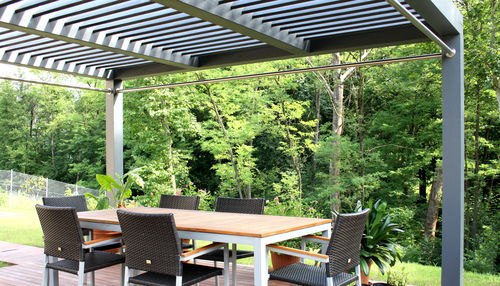 Pergola adossée - Proverbio Outdoor Design - en bois / à lames brise soleil