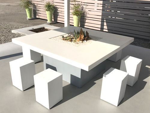 Table contemporaine - Proverbio Outdoor Design - en métal / en béton armé / rectangulaire