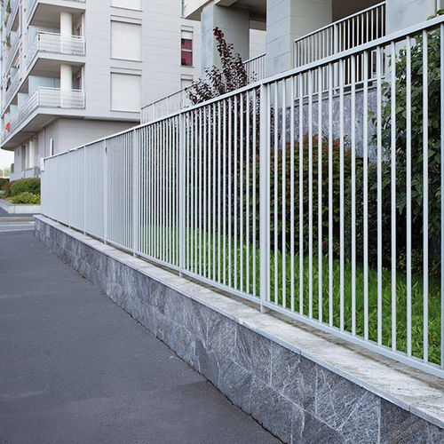 Clôture à barreaux - CELENO - Defim Orsogril - pour terrain de sport / pour espaces verts / pour espace public