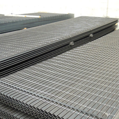 Bardage en grille - SEMILAVORATO - Defim Orsogril - en lames / en acier / en acier corten