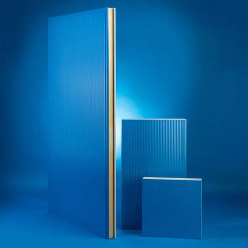 Panneau sandwich pour façade - Elastopir® - BASF Energy efficiency - pour mur / face métallique / âme en polyisocyanurate PIR
