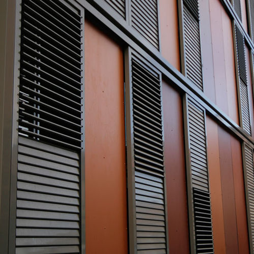 Volet coulissant-empilable - Tamiluz - à lames / en aluminium / pour fenêtre