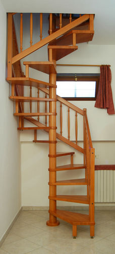 Escalier en colimaçon carré - SATURNO LEGNO - Ci. Erre Scale - à marches en bois / structure en acier inoxydable / contemporain