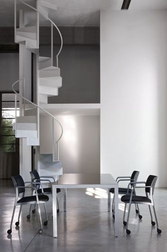 Chaise visiteur contemporaine - KYOS - KASTEL srl - à roulettes / avec accoudoirs