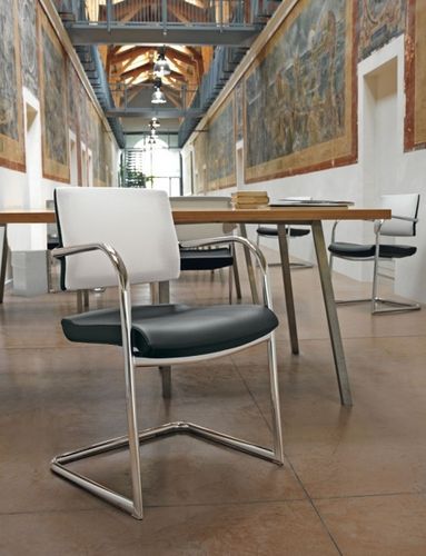 Chaise visiteur contemporaine - KELLY - KASTEL srl - en cuir / en polypropylène / cantilever